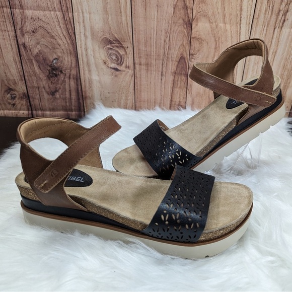 Josef Seibel Clea 09 Women’s Sandals Black Leather Wedge Cork, size 42 NWOB - Picture 1 of 8